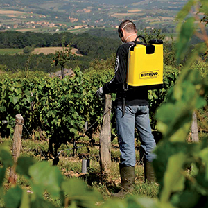 Hozelock 102215 – Cosmos 18 PRO – Spruzzatore A Dorso 18L Con Pompa Fino A 6 Bar, Ideale Per Trattamenti Piante